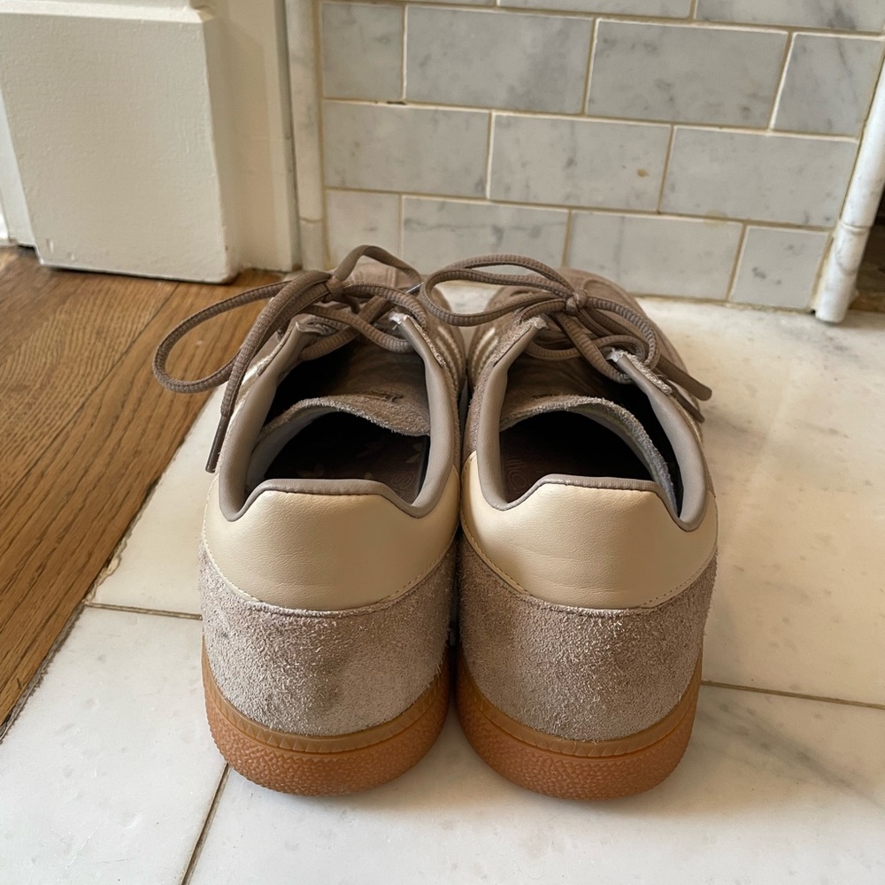 Adidas Men's 12 Handball Spezial Beige Suede Sneakers - Picture 4 of 8